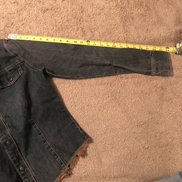 🌺 Adorable Picasso Style Jean Jacket NWOT - Picture 7 of 7